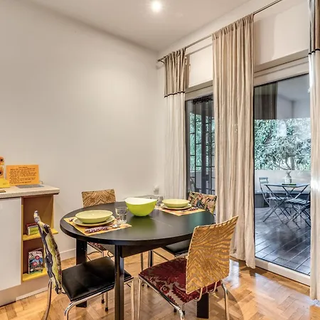 Romantic Piccolomini Lux דירה