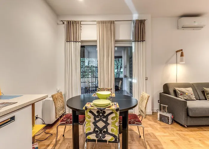 Romantic Piccolomini Lux Rome